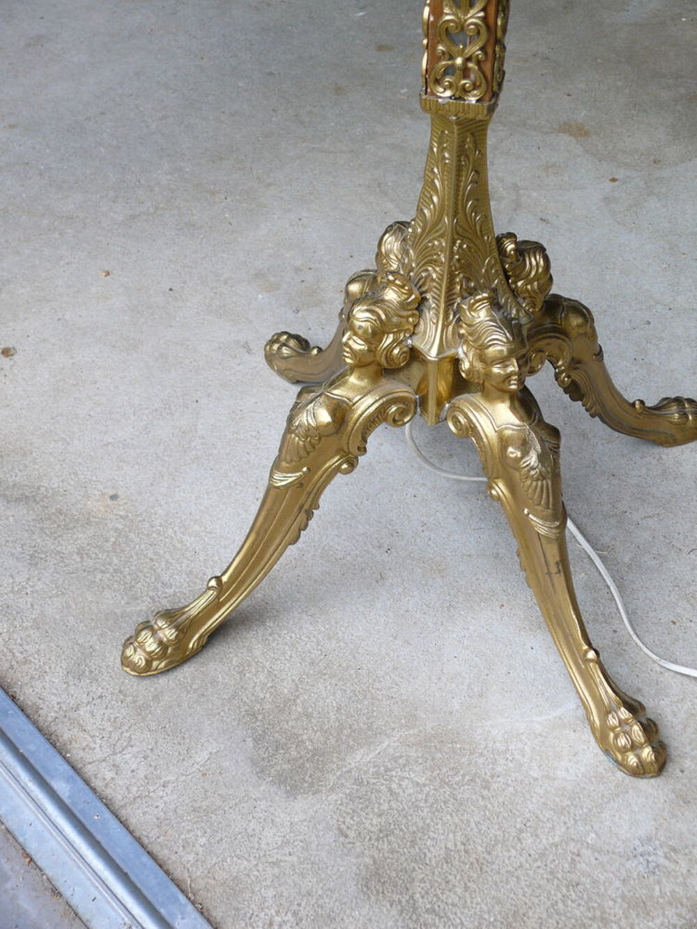 lampadaire avec colonne en marbre Décoration