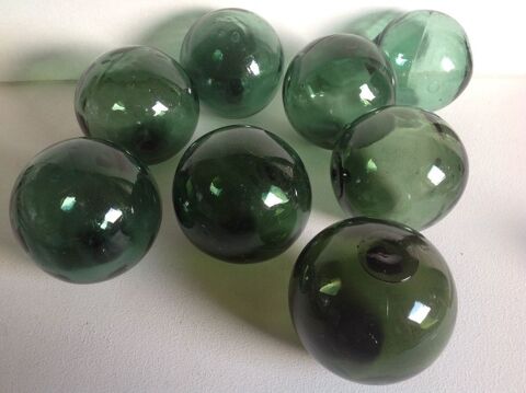 1 À 6 BOULES EN VERRE MARINE LAMPE OU AUTRES Envoi Possible
12 Trégunc (29)
