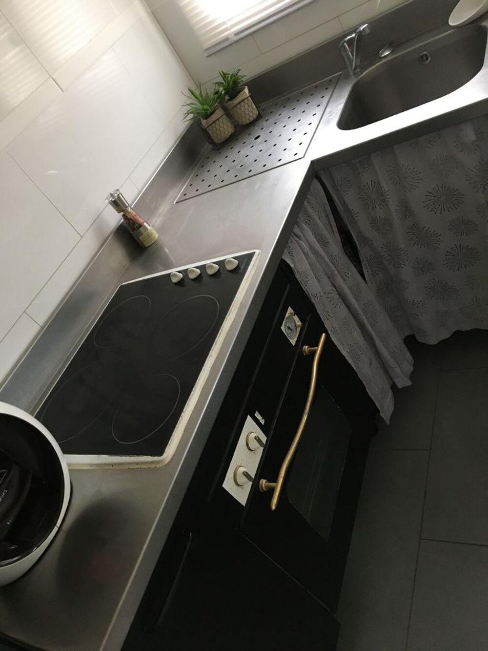 Cuisine plan de travail inox Meubles