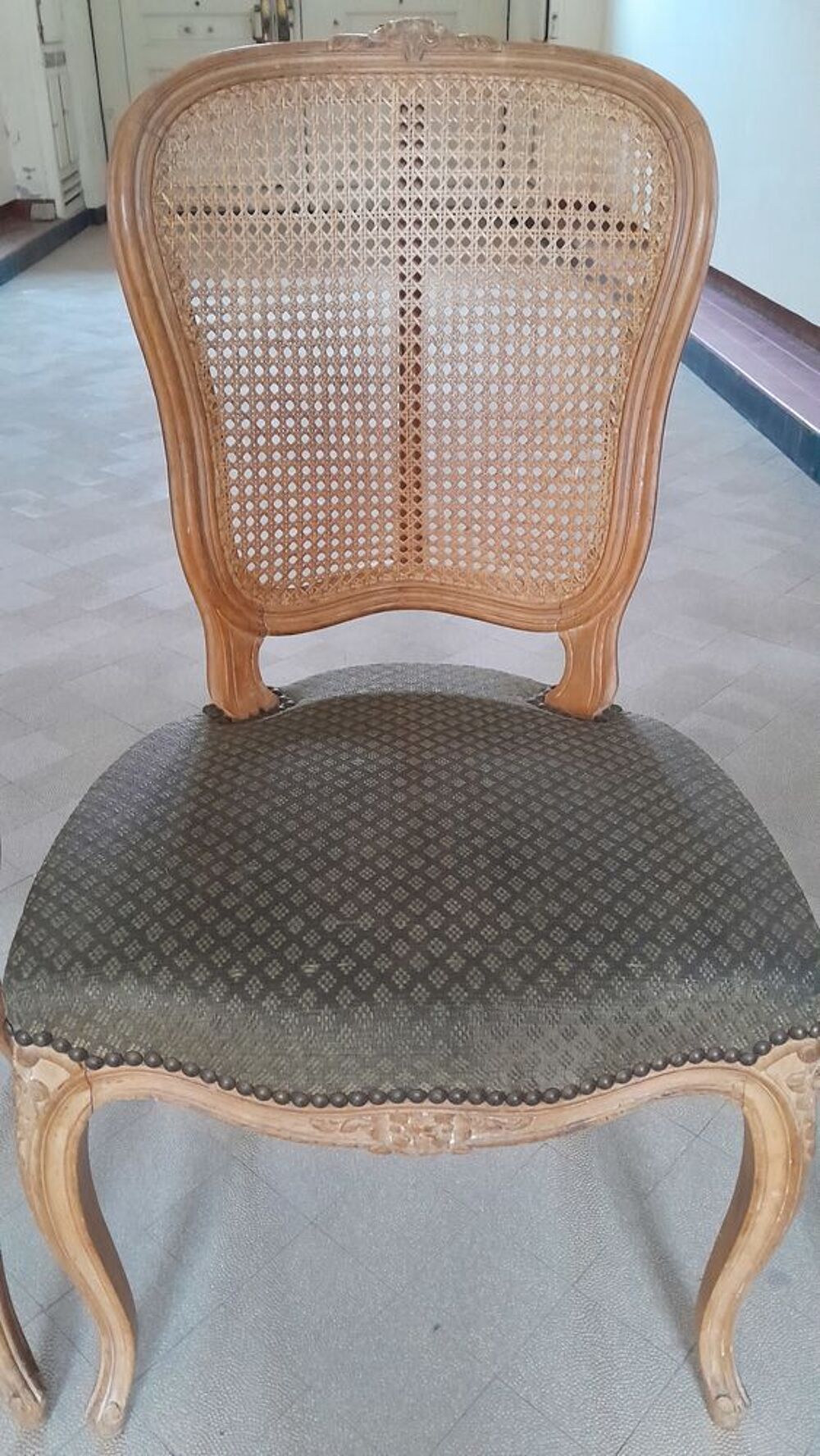 Lot de chaises cann&eacute;es 18&egrave;me Meubles