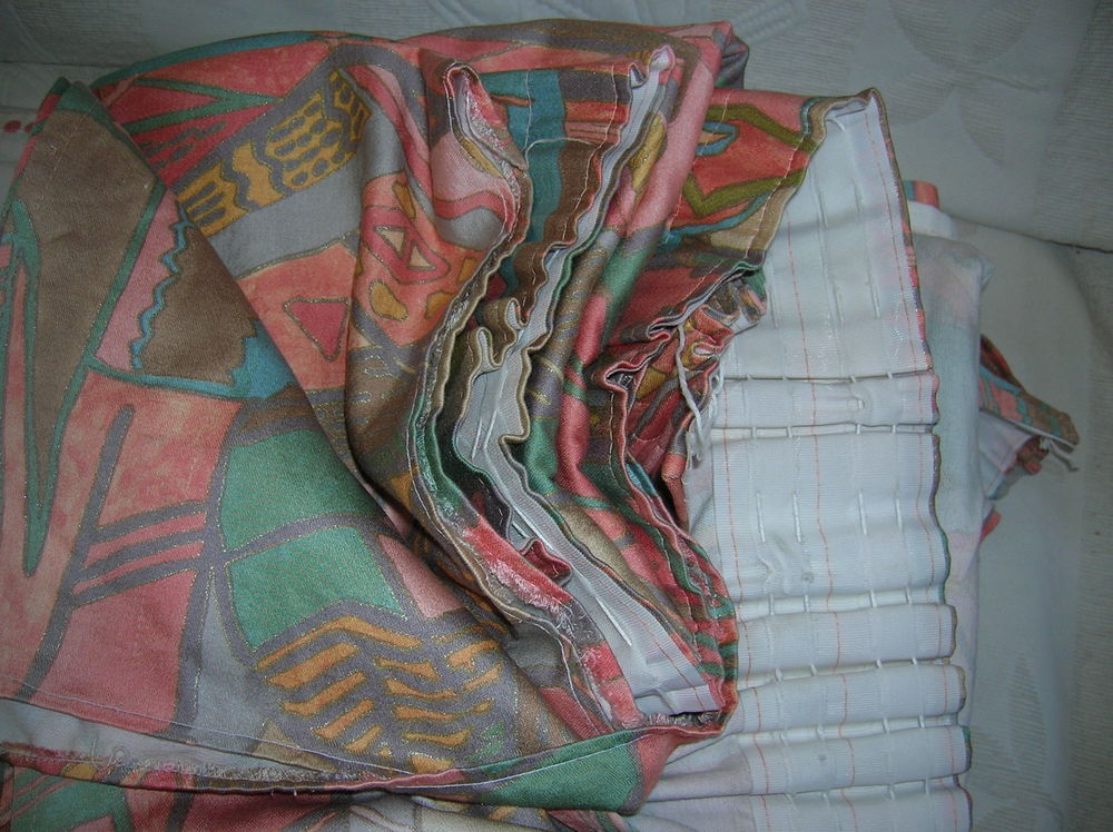 2 double rideaux+ 2 housses coussin+ chute Décoration