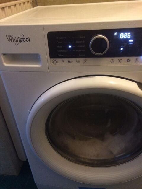 Machine à laver le linge  hublot WHIRPOOL 175 Paris 16 (75)