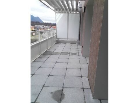  Appartement � louer 4 pi�ces 82 m�