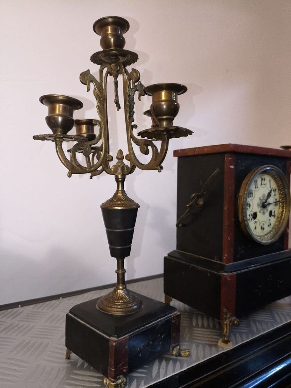 Pendule Napol&eacute;on III Décoration