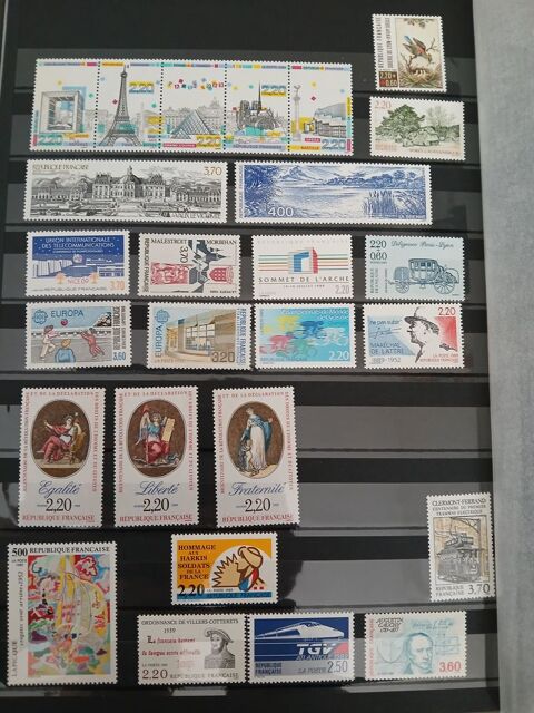 Achte collection de timbres, cartes postales, vieux papiers 1000 Castres (81)