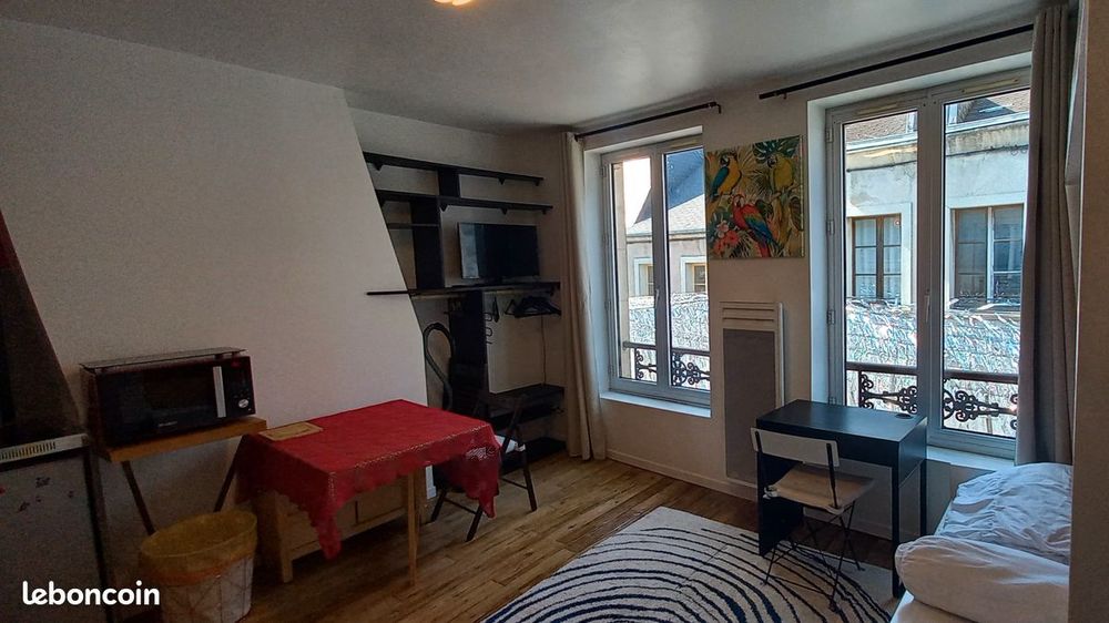 Location Appartement Location d'un studio 20m2 à Laon - Ville haute Laon