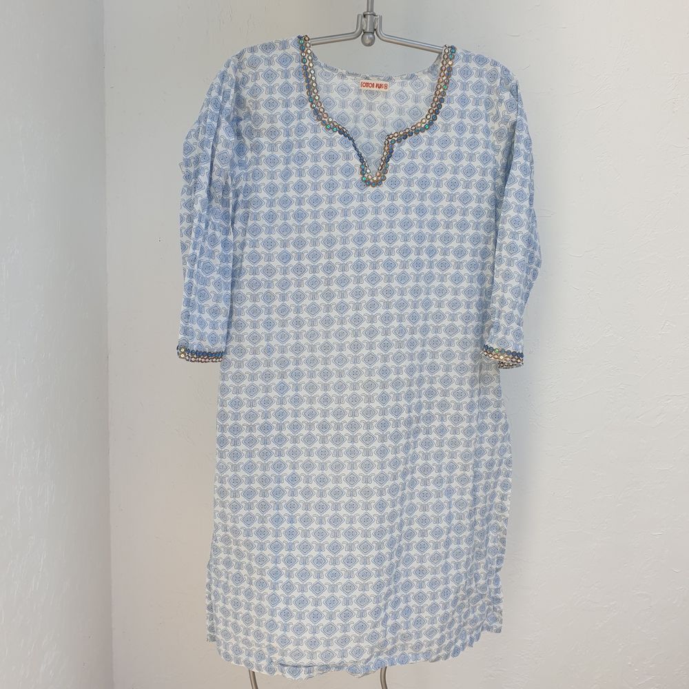 Robe/ Tunique Bleue et blanche avec sequins T M Vêtements