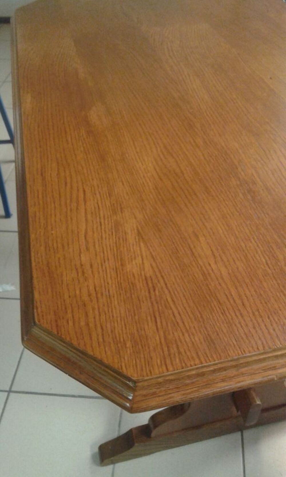 Table en bois massif Meubles