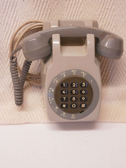 T�l�phone de collection S70401 mural clavier � touches 35 Wolxheim (67)