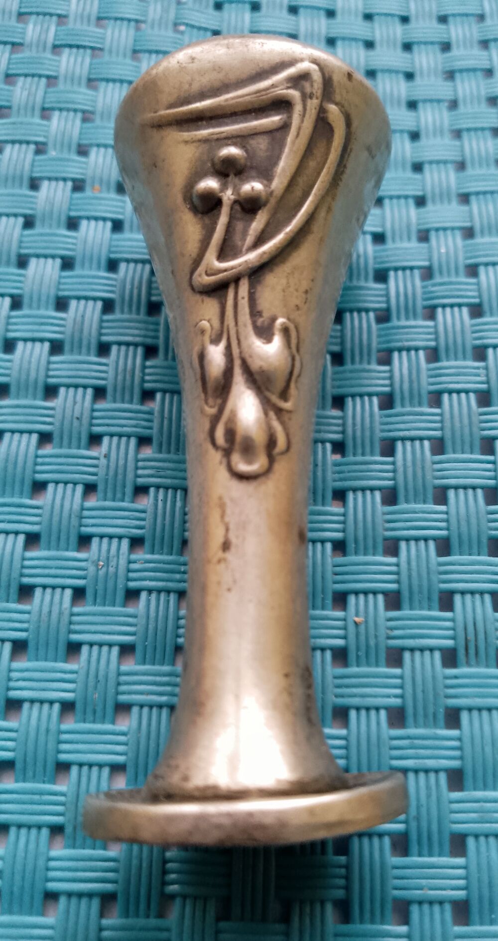 Ancien joli tampon avec motif et initial en argent Bijoux et montres