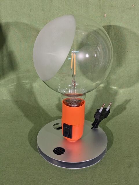 LAMPE LAMPADINA FLOS Pied-bobine en aluminium anodisé, douil 180 Marseille 13 (13)