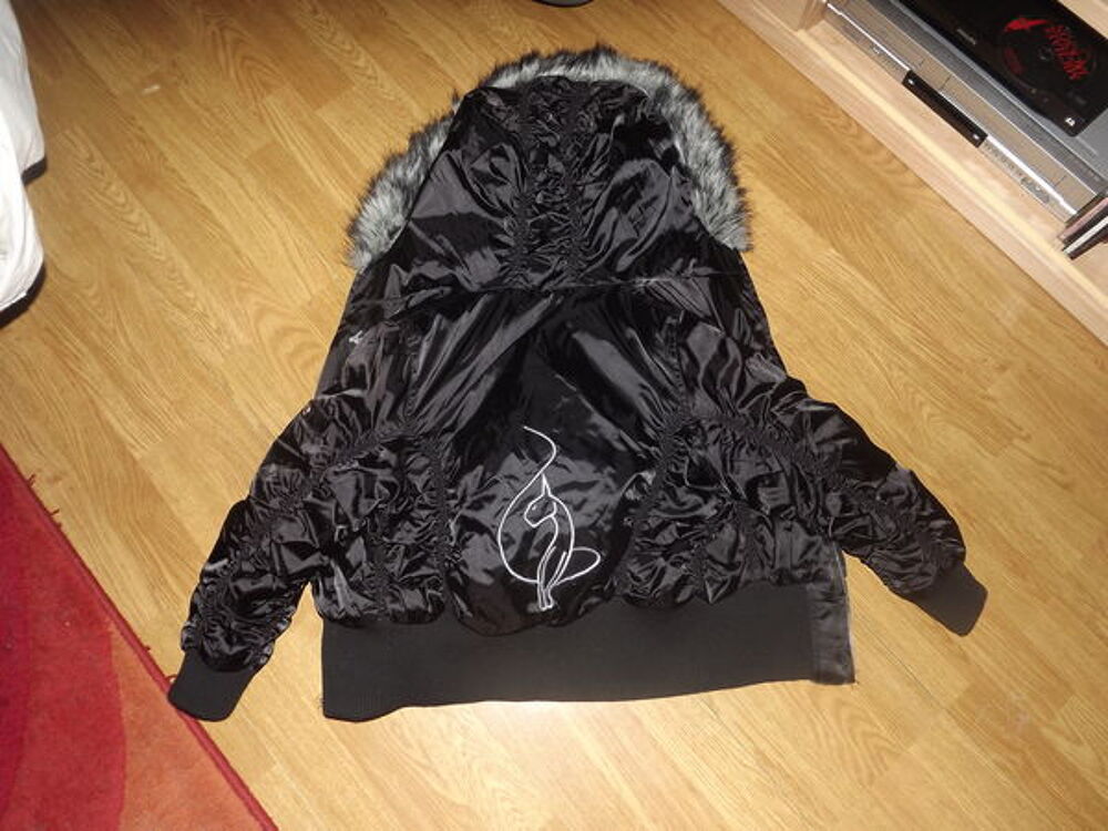 VESTE CAPUCHE FILLE Vêtements