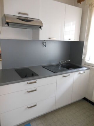  Appartement à louer 1 pièce 27 m²