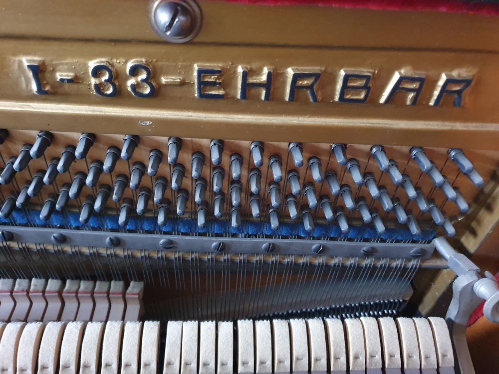 Piano droit viennois l-33 Ehrbar Instruments de musique