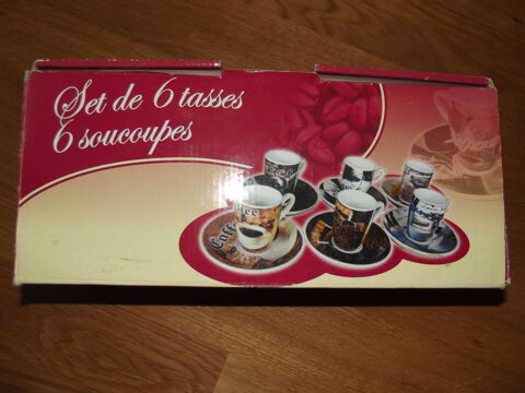 service � caf�  Expresso  12 pi�ces 2 Loon-Plage (59)