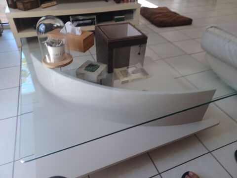 Table de salon 150 Le Poir-sur-Vie (85)