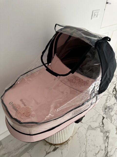 Cybex Priam limited edition 220 Nice (06)