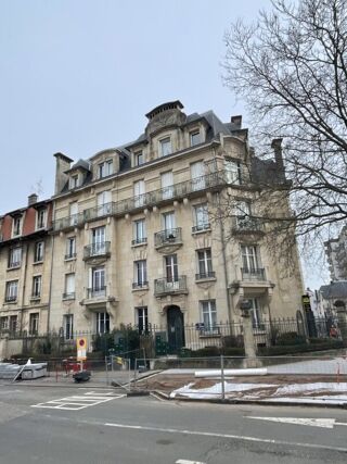  Appartement  louer 4 pices 86 m