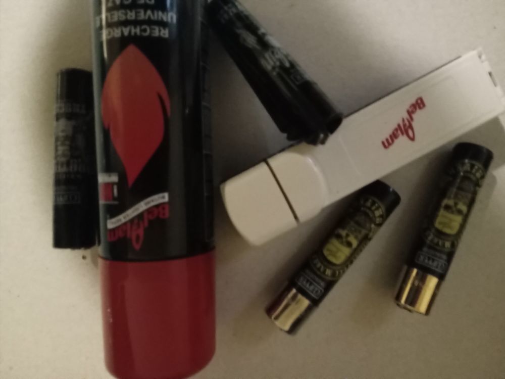 articles fumeurs Matériel informatique