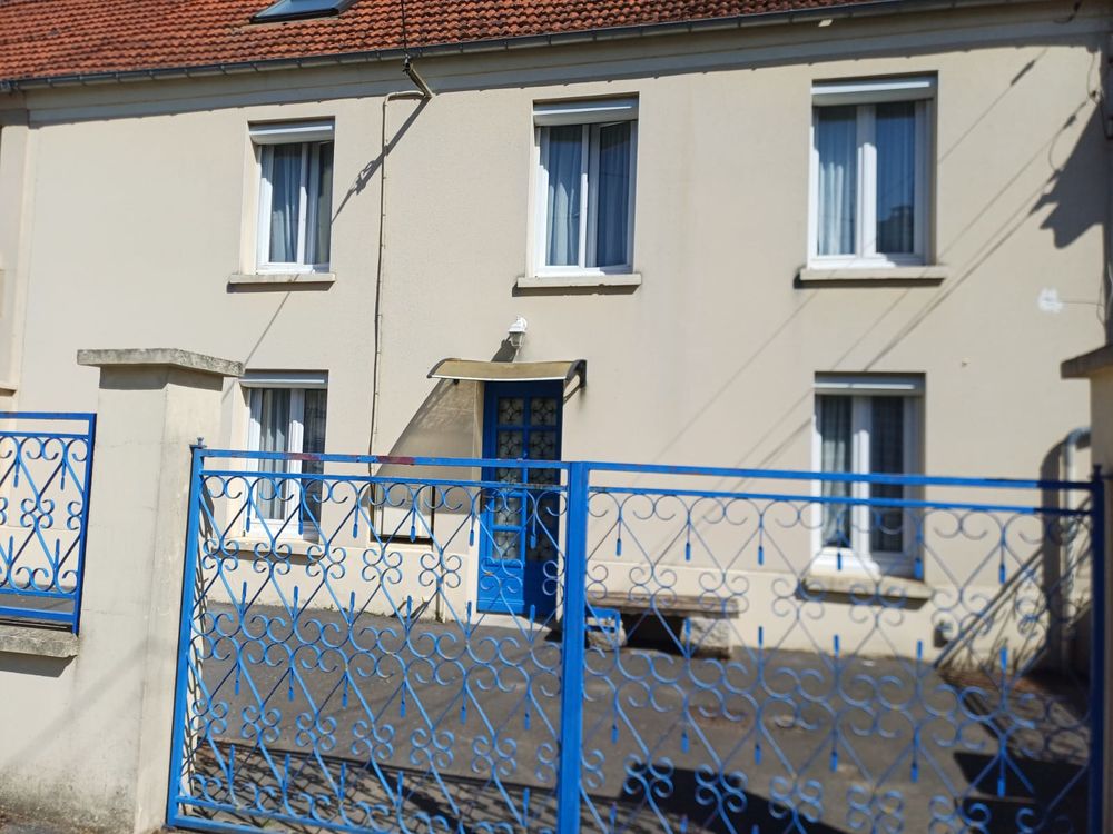 Maison 5 pièces 133 m² · à Seringes-Et-Nesles · 133 m² · 138 000 €