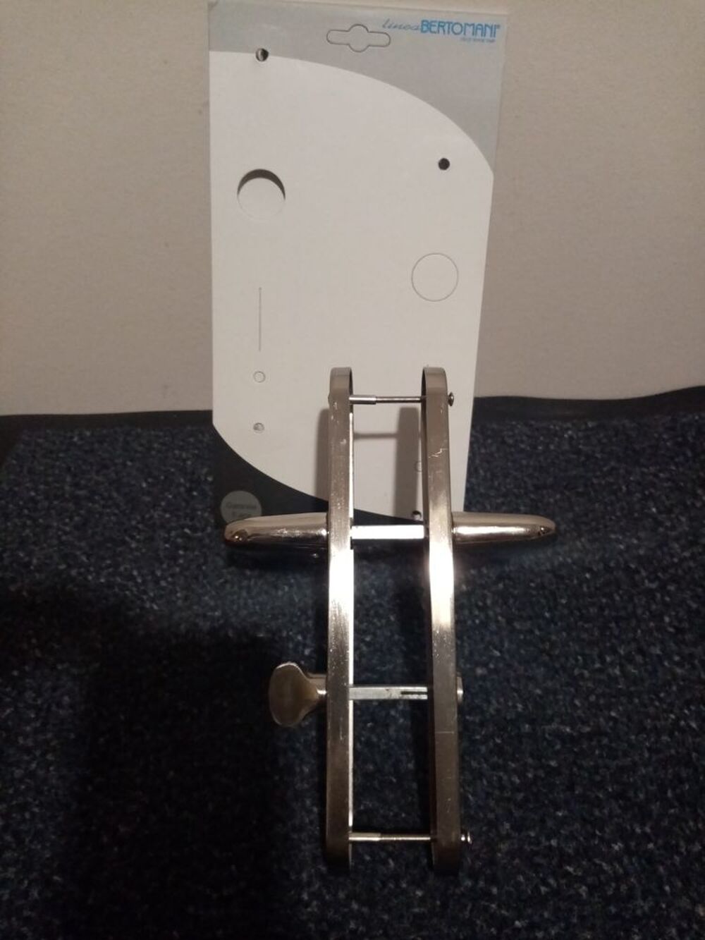 Poign&eacute;e de Porte a Comdamnation Bertomani Bricolage