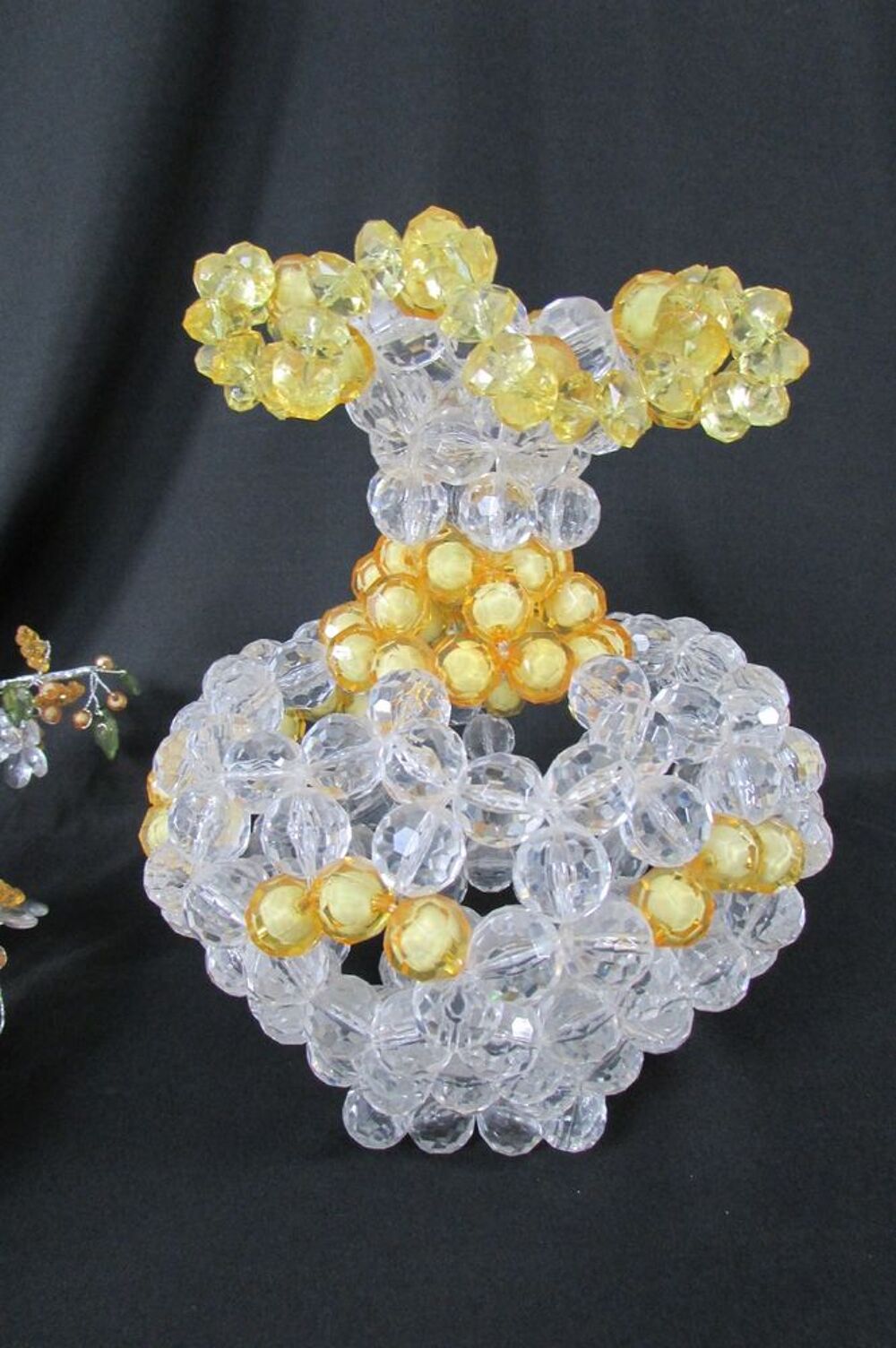 Vase et bouquet en perles , pi&egrave;ce unique Décoration