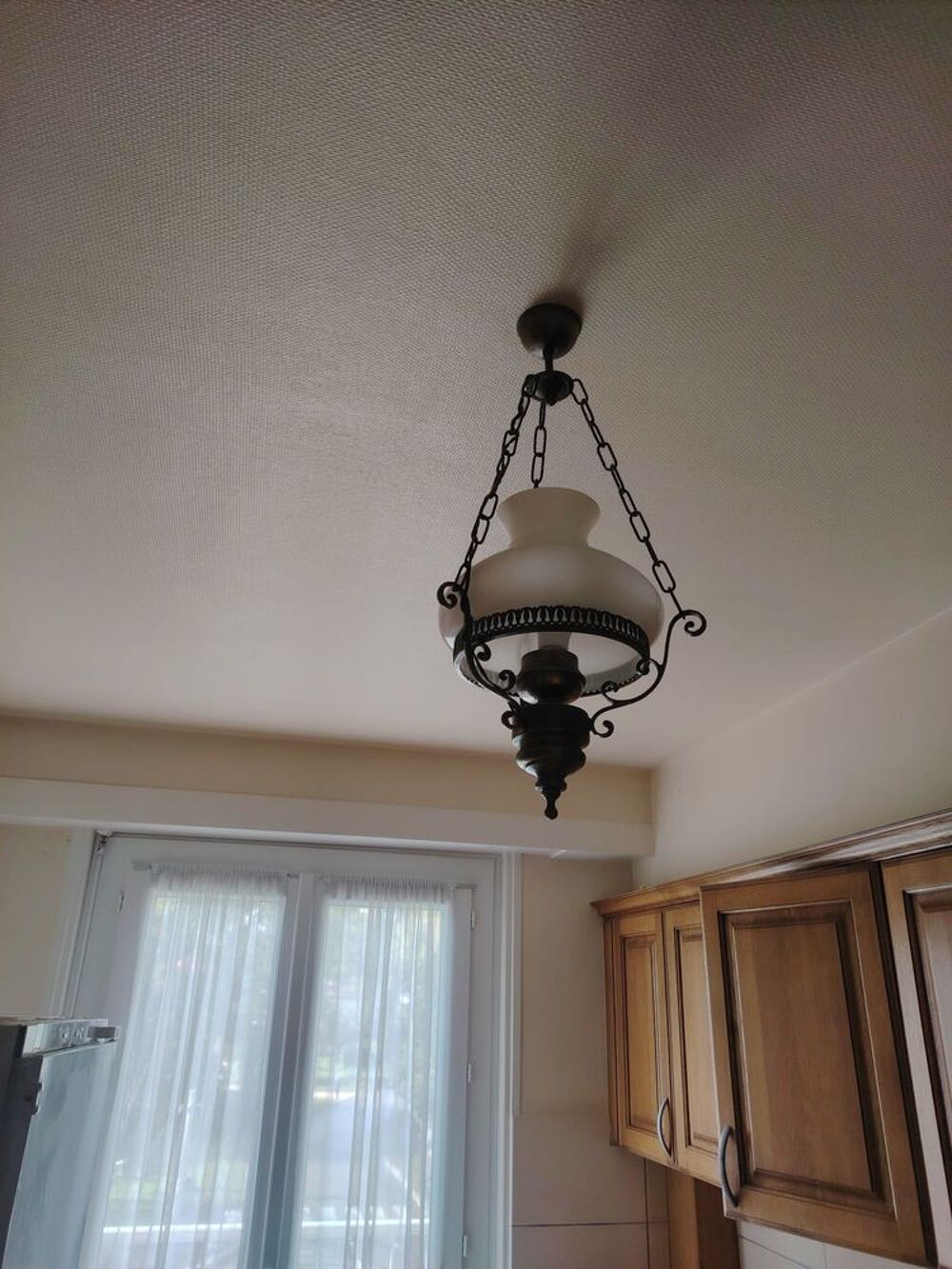 Plafonnier style d'&eacute;poque Décoration