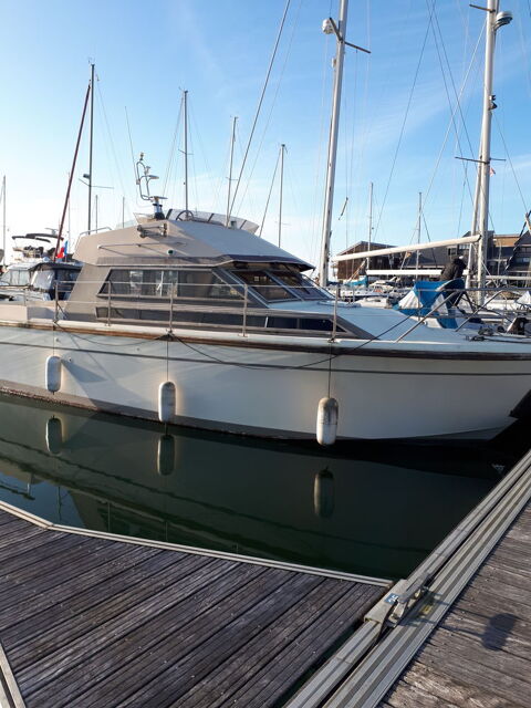 Bateaux à moteur Vedette - Yacht - Offshore 1978 occasion Caen 14000