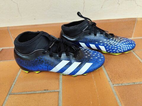 Chaussures de foot   crampons adidas 36 6 L'le-d'Elle (85)