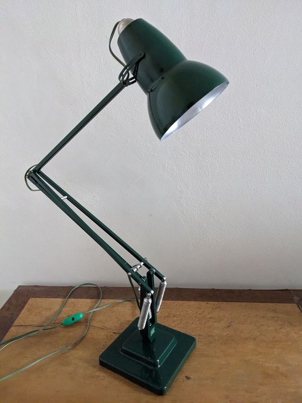 Ancienne et &eacute;l&eacute;gante lampe de bureau Anglepoise originale pa Décoration