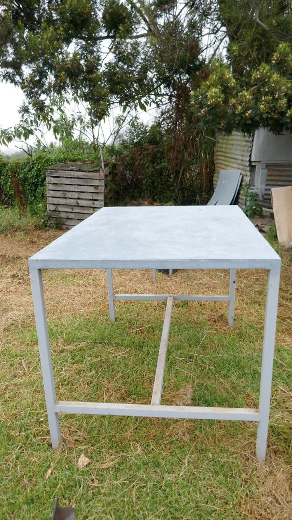 Table M&eacute;cano soud&eacute;e Meubles