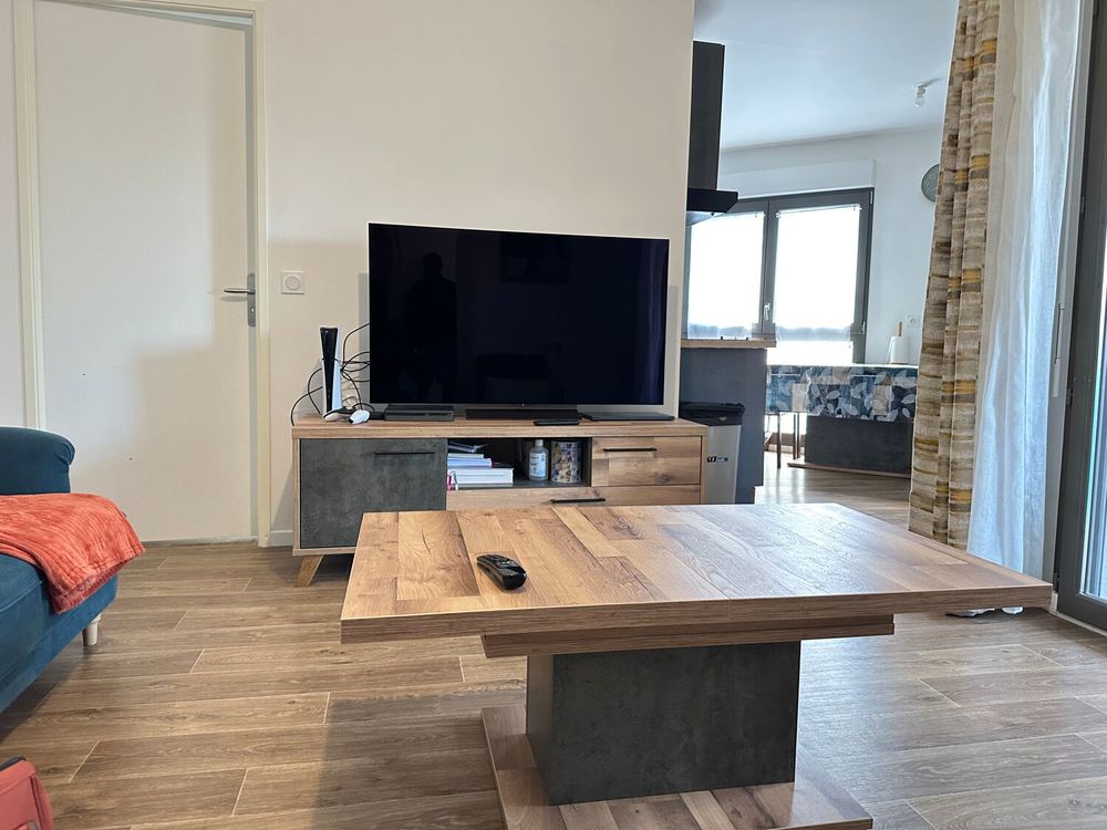 Vente Appartement EXCLUSIVITÉ – Appartement récent T3 avec terrasse et parking – Idéal investissement locatif Carrières-sous-poissy