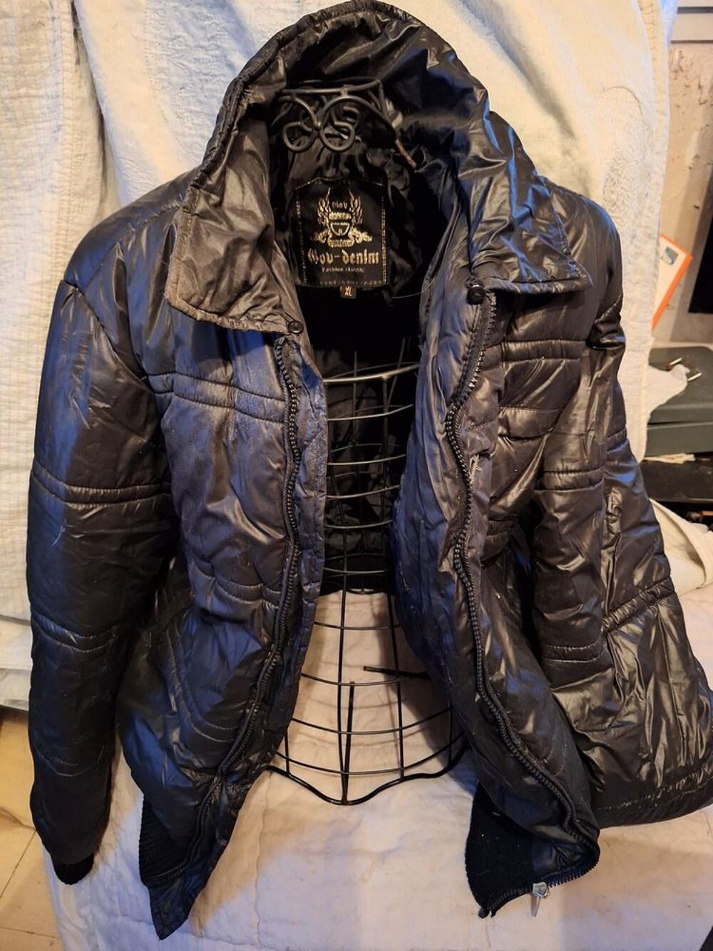 Veste XL mixte noire molletonn&eacute;e Vêtements