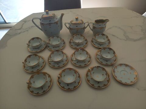 Service � caf�/th� en porcelaine de Limoges 70 Saint-Pierre-l�s-Nemours (77)