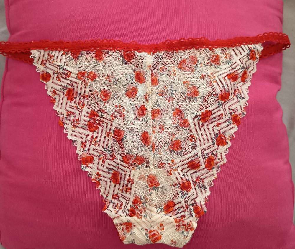 Culotte tanga dentelle Vêtements