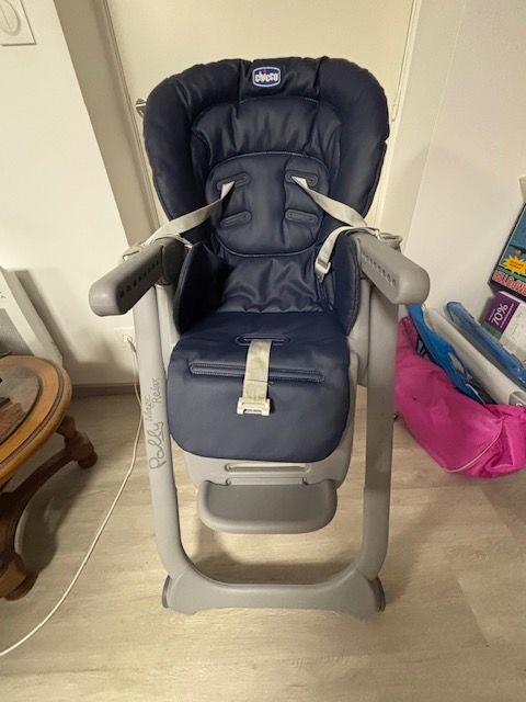 chaise haute b�b� 60 Bourgogne (51)