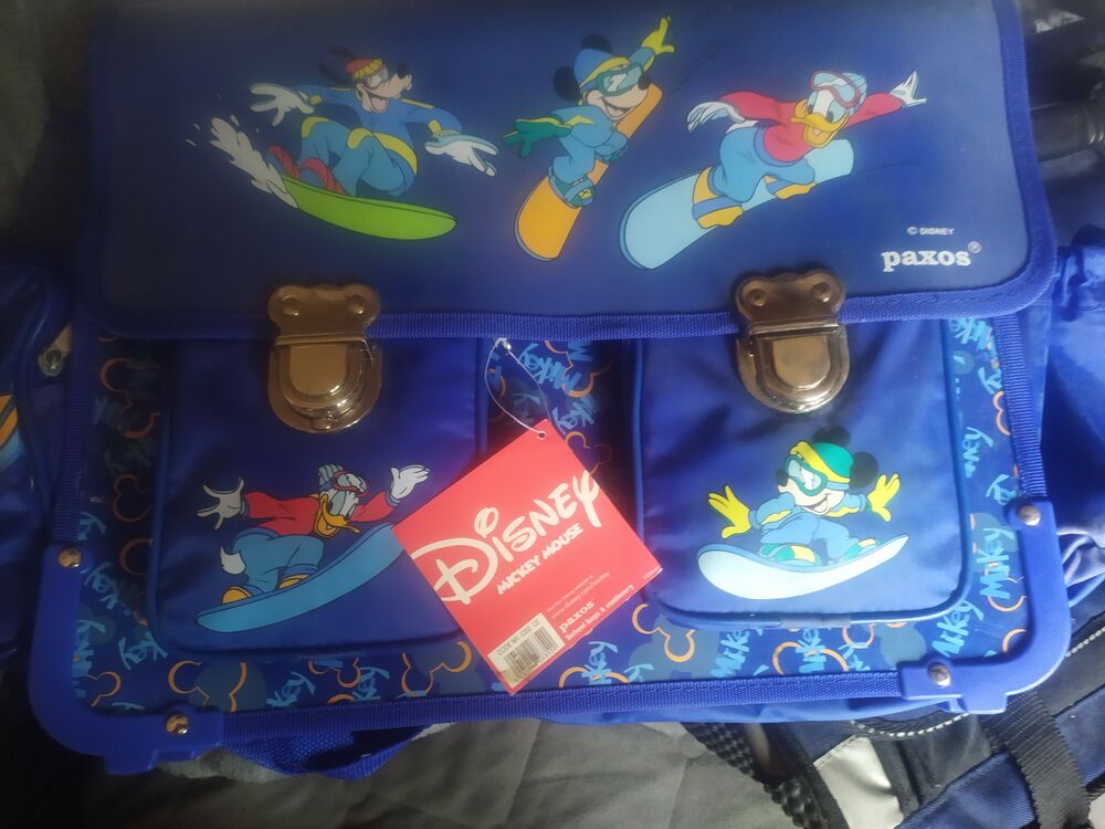 CARTABLE NEUF AVEC ETIQUETTE THEME MICKEY Maroquinerie