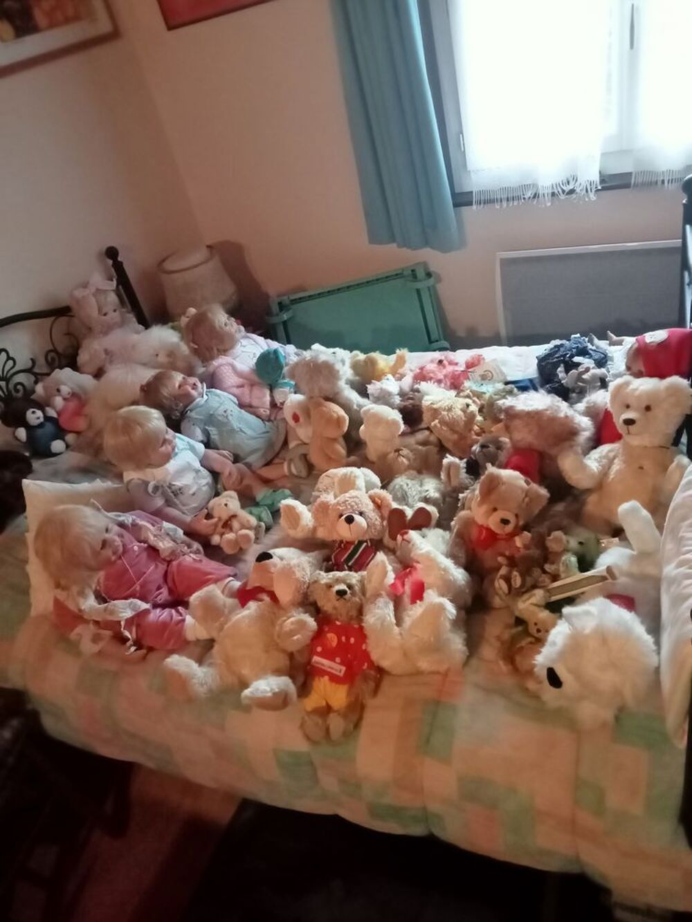 POUP&Eacute;ES VRAI BB Jeux / jouets
