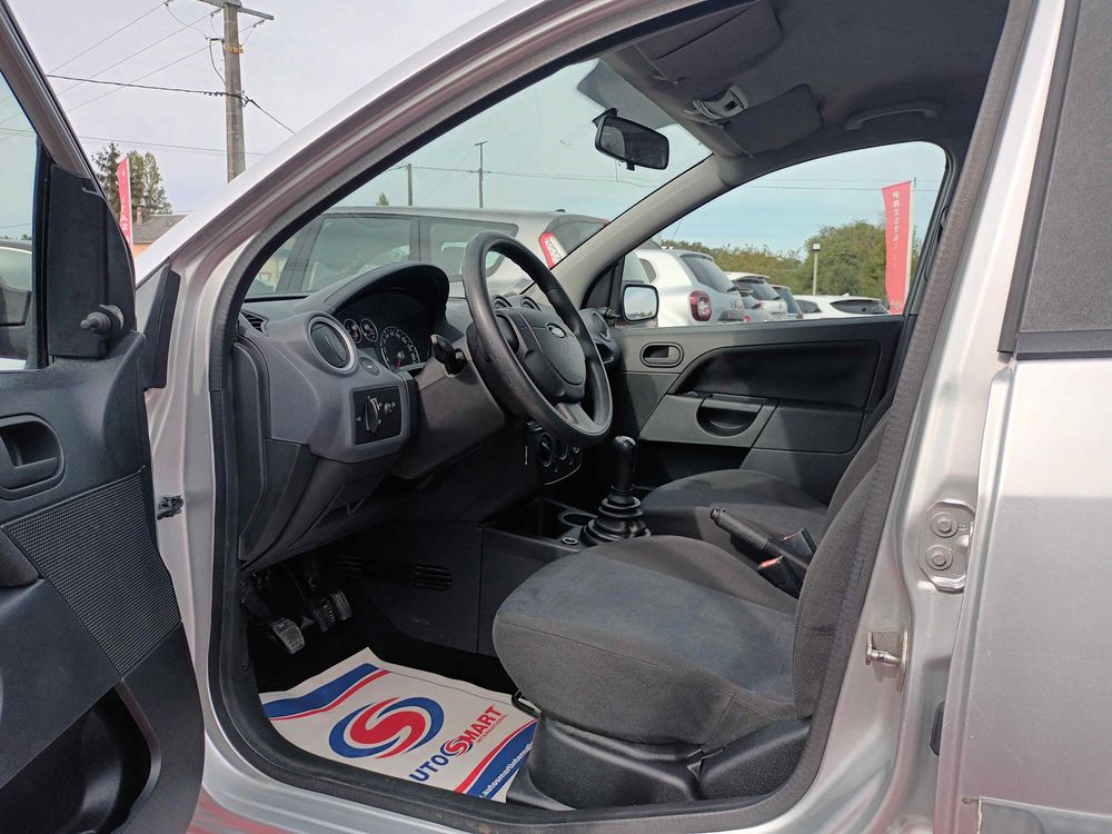 Fiesta 1.3i Senso 2006 occasion 86600 Coulombiers