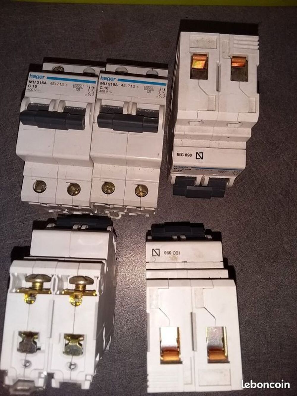 Disjoncteur hager mu216 et 210 Bricolage