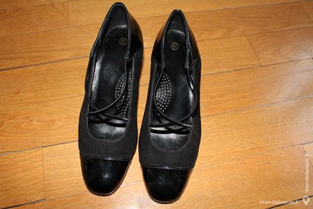 CHAUSSURES Chaussures