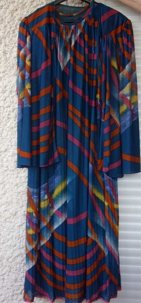Robe de femme enceinte 20 Saint-Germain-du-Plain (71)