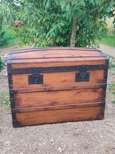 Ancienne malle en bois ( n�2) 90 Avermes (03)