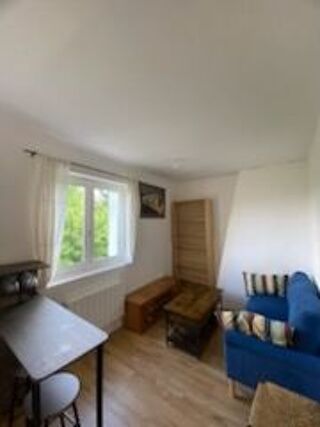  Appartement à louer 2 pièces 30 m² Guîtres