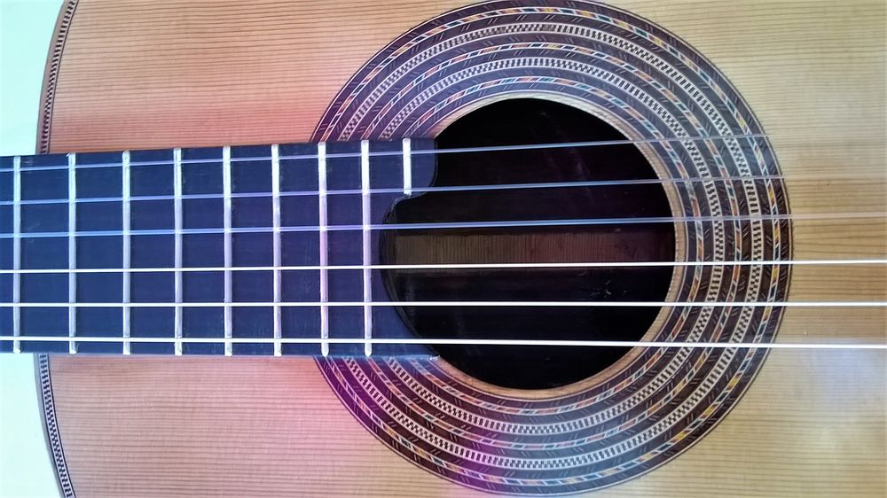 Alhambra Classique des 60's (4/4) Nylon Instruments de musique
