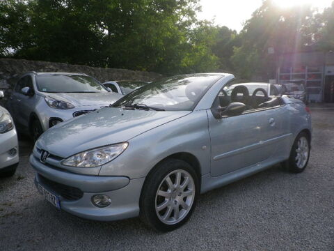 Peugeot 206 CC 2.0i 16V 2002 occasion Aubagne 13400