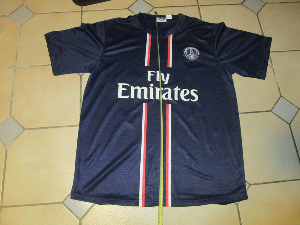 VIEUX MAILLOT FOOTBALL P.S.G PARIS SAINT GERMAIN "BECKHAM" 