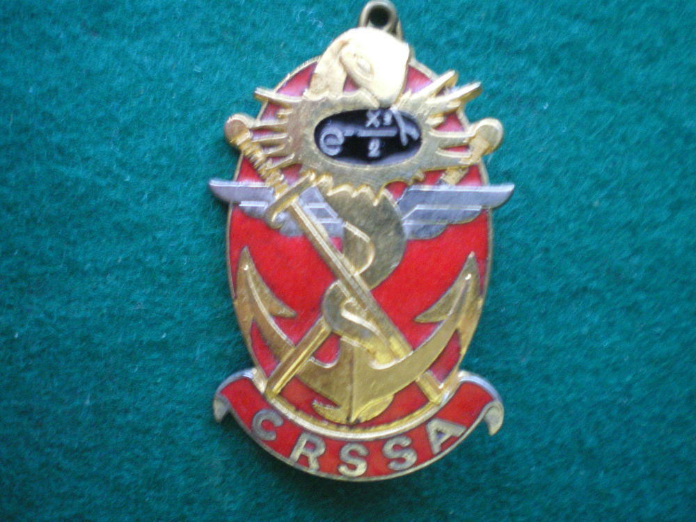 Insigne de Sant&eacute; - C.R.S.S.A Centre Recherche Service Sant&eacute;. 