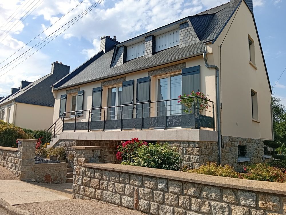 Vente Maison Maison familiale avec très belles vues sur le lac d'huelgoat Huelgoat