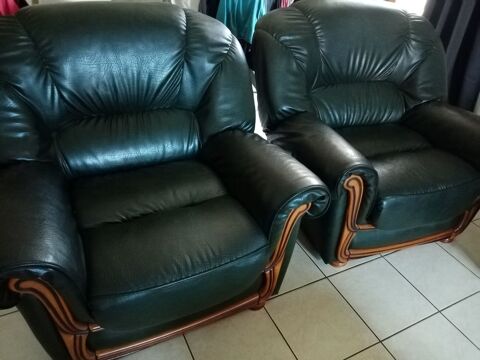  lot 2 fauteuils et 1 canapé.
50 Saint-André-de-Cubzac (33)